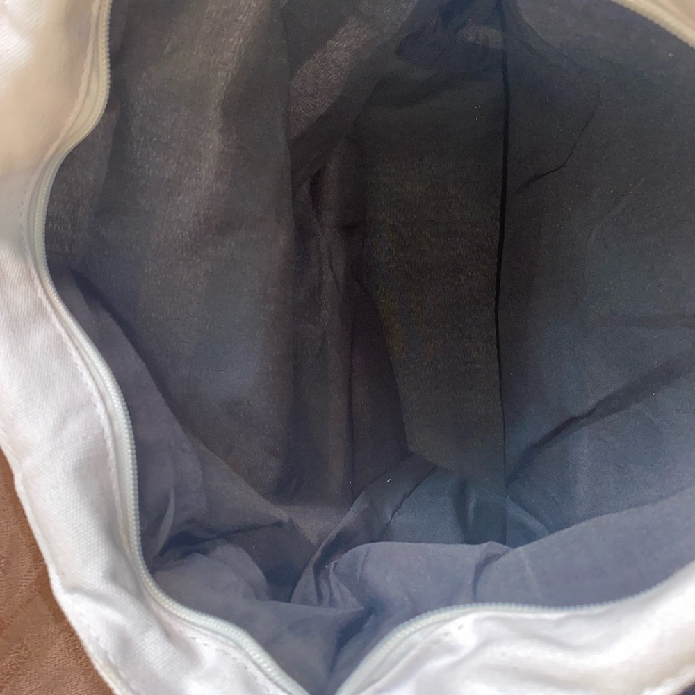 Harp & Finial Zippered Tote View 4